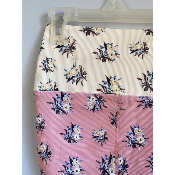 Beach Riot S Pink Yellow Floral Biker Shorts Printed Revolve Shopbop EUC Summer - Picture 5 of 6